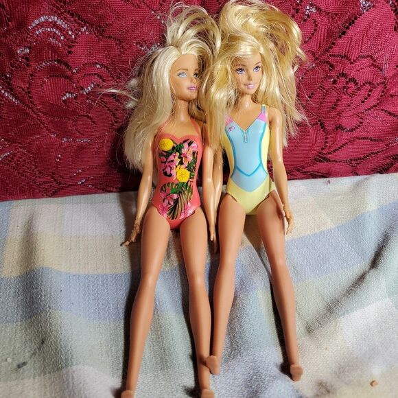 Barbie Swimsuit Beach Doll Mattel Lot, Set of 2 Bathing Suit Barbies (Damaged) - Picture 2 of 9